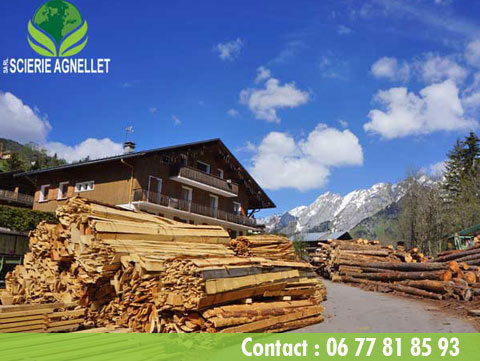 La Scierie Agnellet se situe à la Clusaz en Haute Savoie, spécialisée dans la fabrication de tavaillons ou bardeaux en bois de mélèze